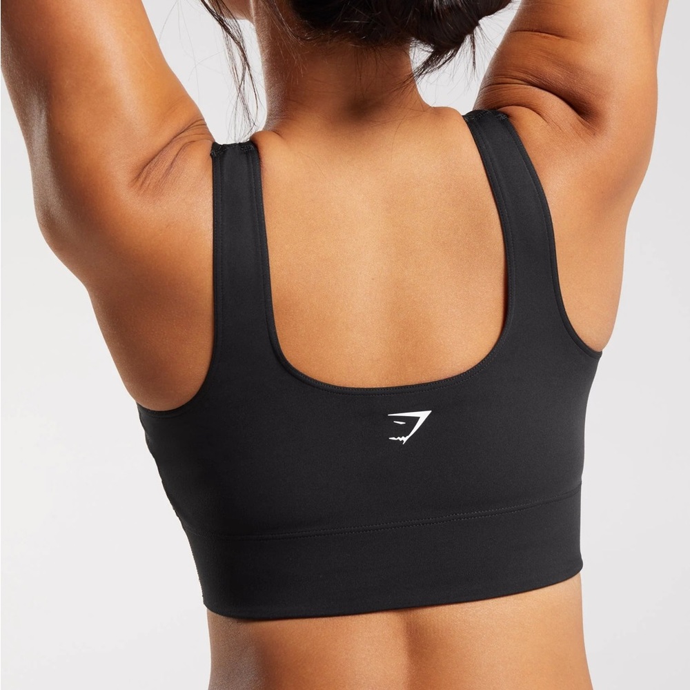 GYMSHARK longline sports bra size M